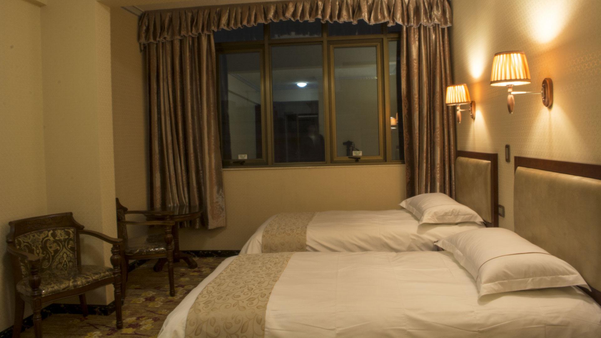 איקוויקה Hotel Pekin מראה חיצוני תמונה