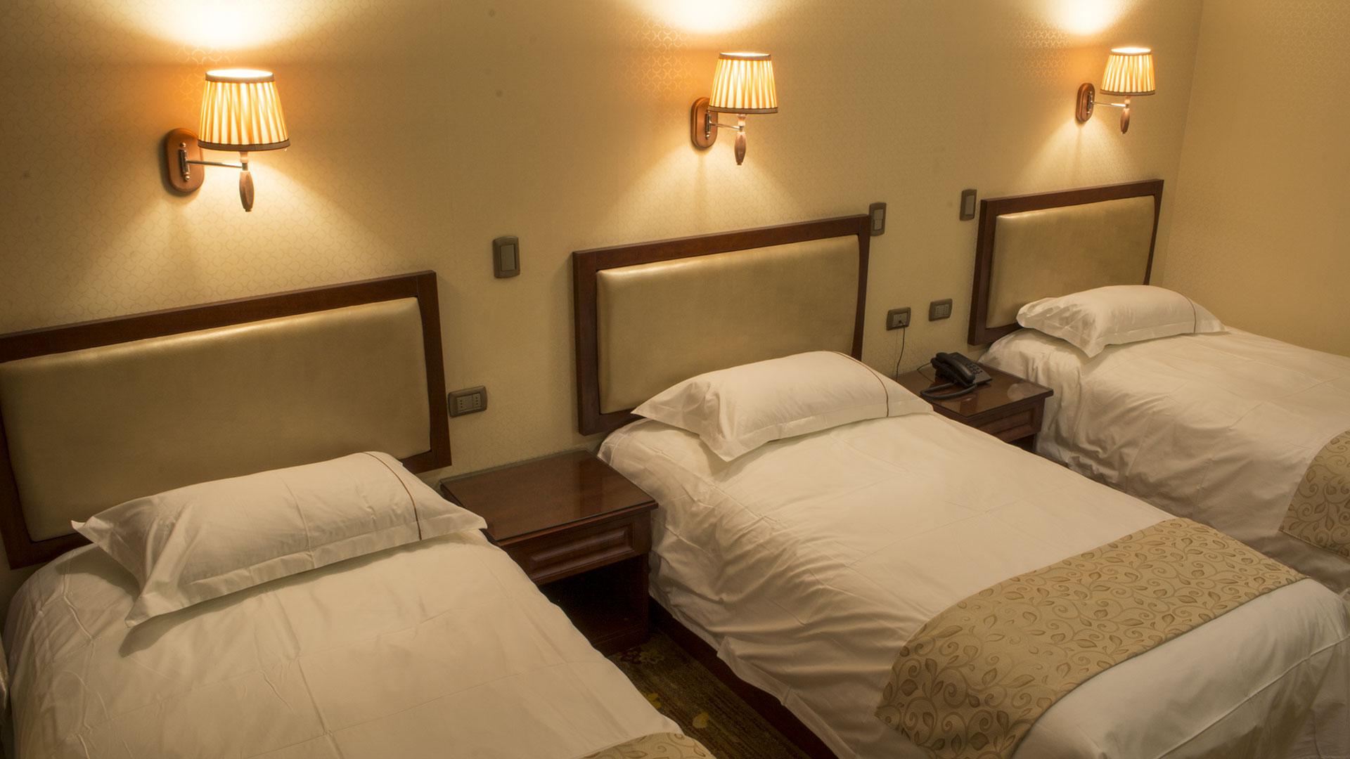 איקוויקה Hotel Pekin מראה חיצוני תמונה