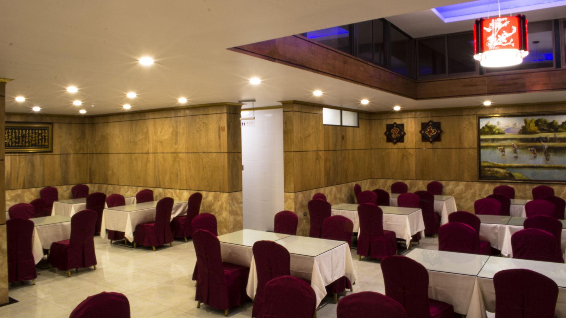איקוויקה Hotel Pekin מראה חיצוני תמונה