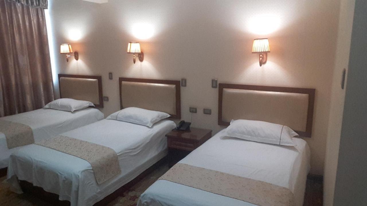 איקוויקה Hotel Pekin מראה חיצוני תמונה